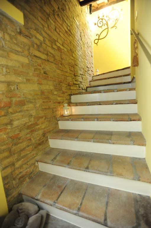 B&B Aurora Domus D'A-Mare Pesaro Esterno foto
